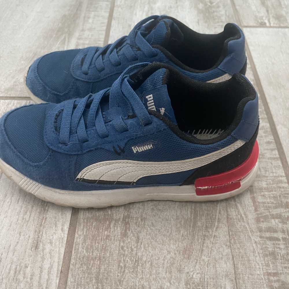 Puma Kids Navy and White Sneakers